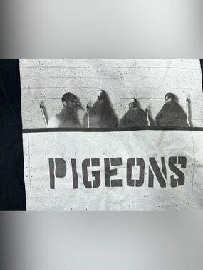 Gongshow Pigeons Canadian Graphic Tee Large Black Hockey Streetwear T-Shirt